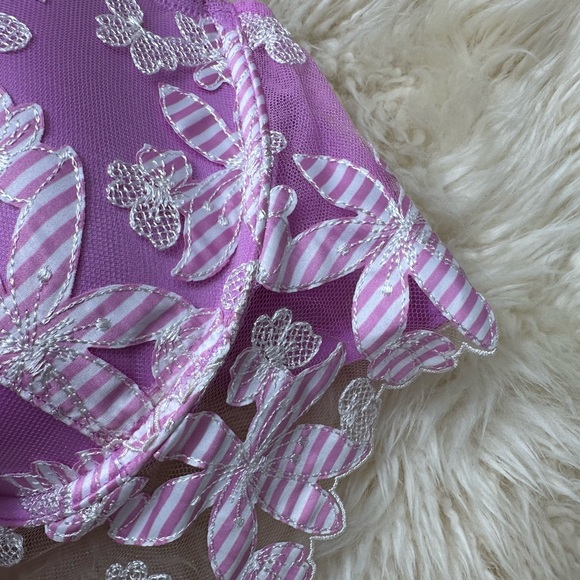 Victoria’s Secret flower bra 36C - Picture 5 of 8